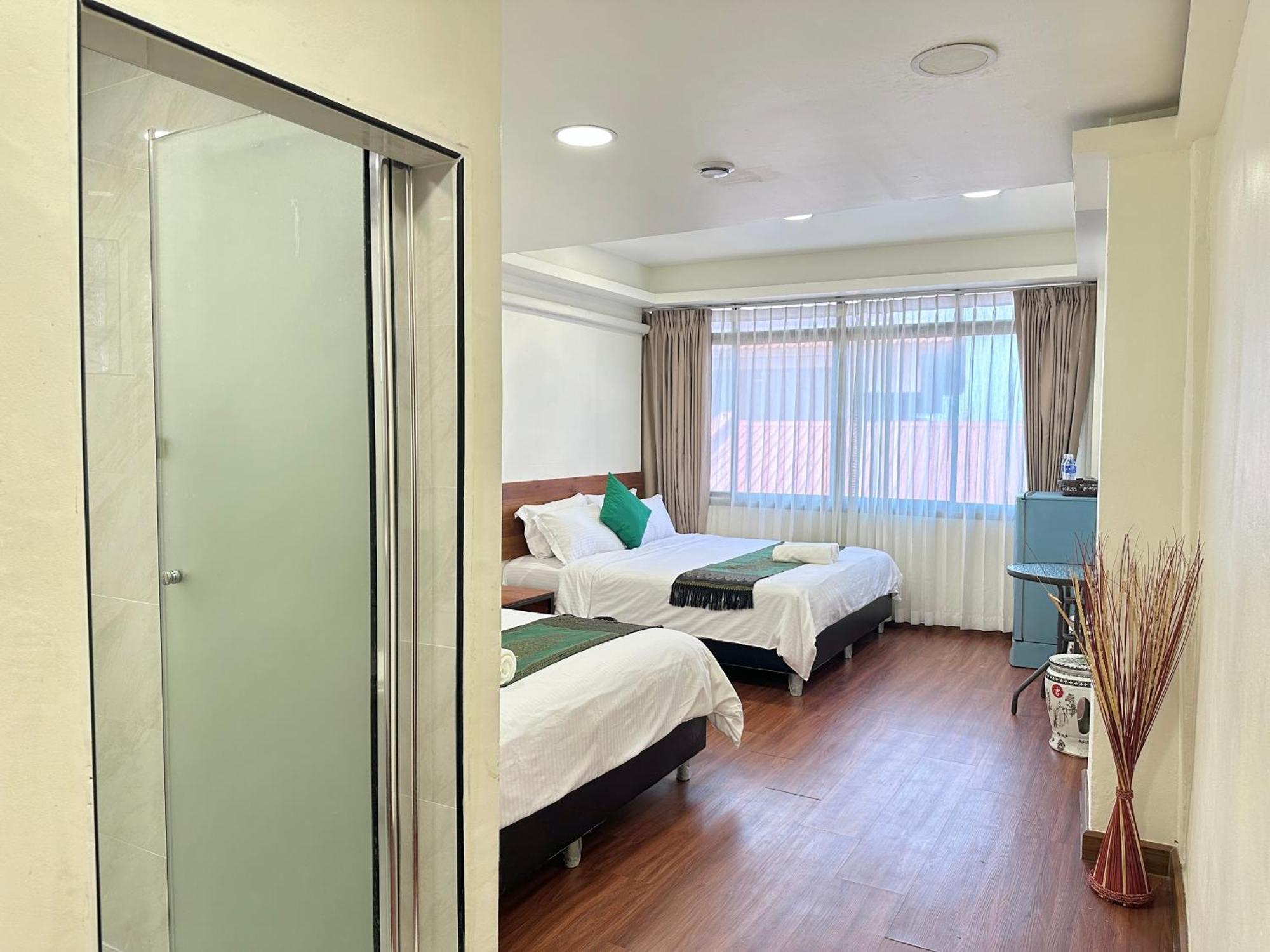 Longzhu Guesthouse Bangkok Eksteriør billede