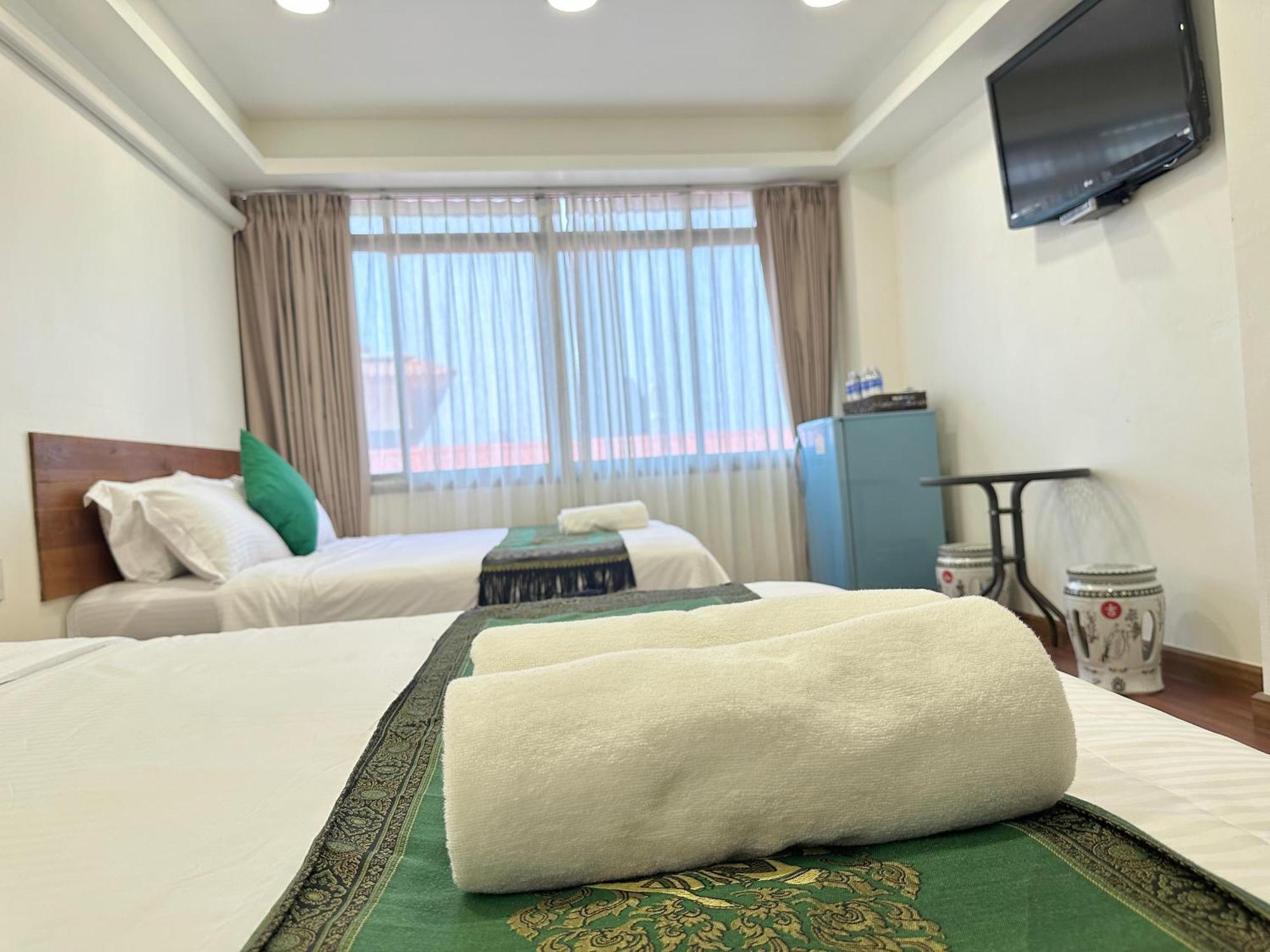 Longzhu Guesthouse Bangkok Eksteriør billede