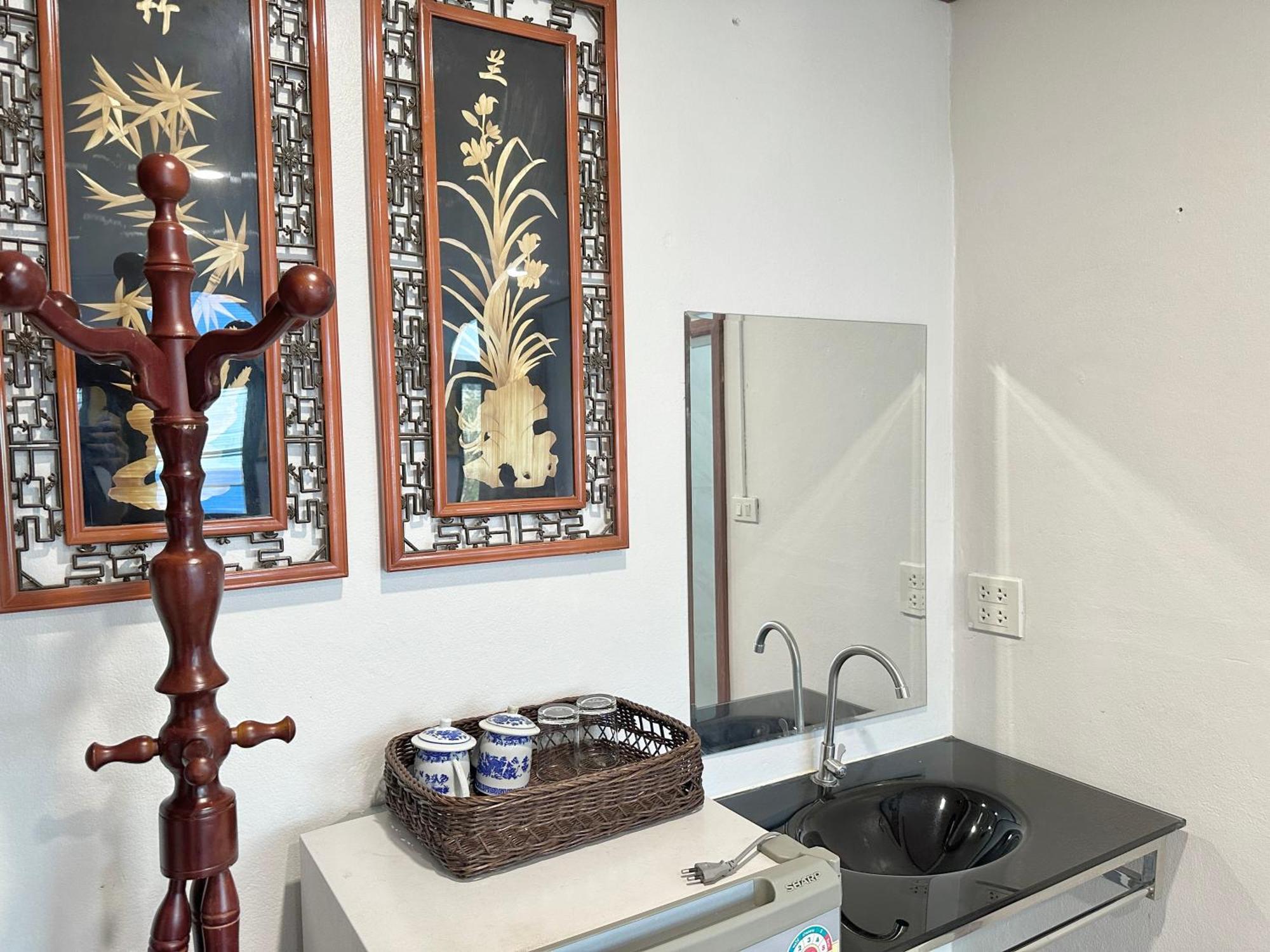 Longzhu Guesthouse Bangkok Eksteriør billede