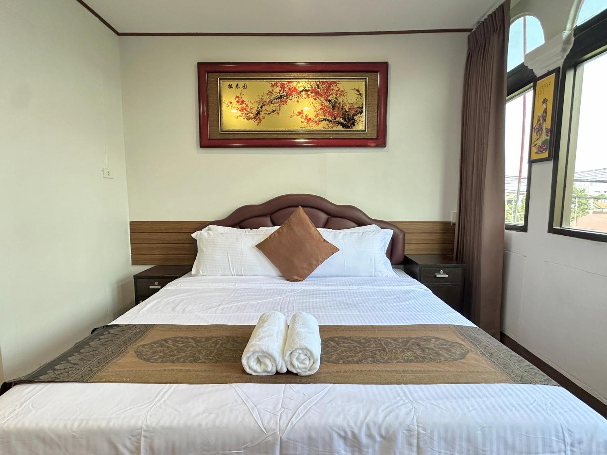 Longzhu Guesthouse Bangkok Eksteriør billede
