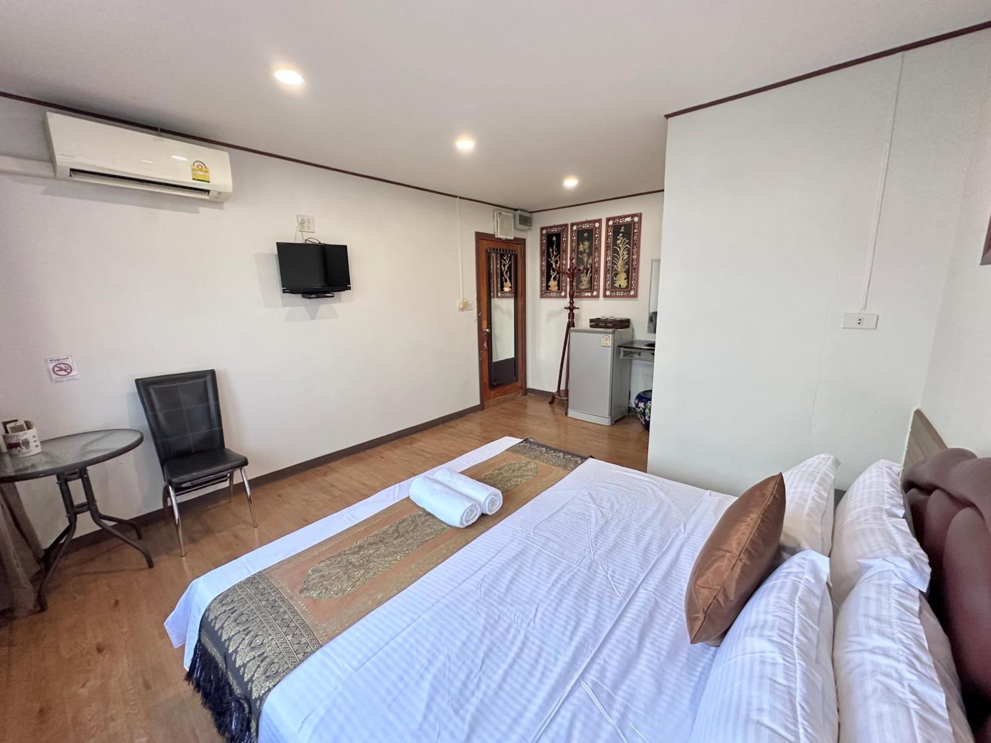 Longzhu Guesthouse Bangkok Eksteriør billede